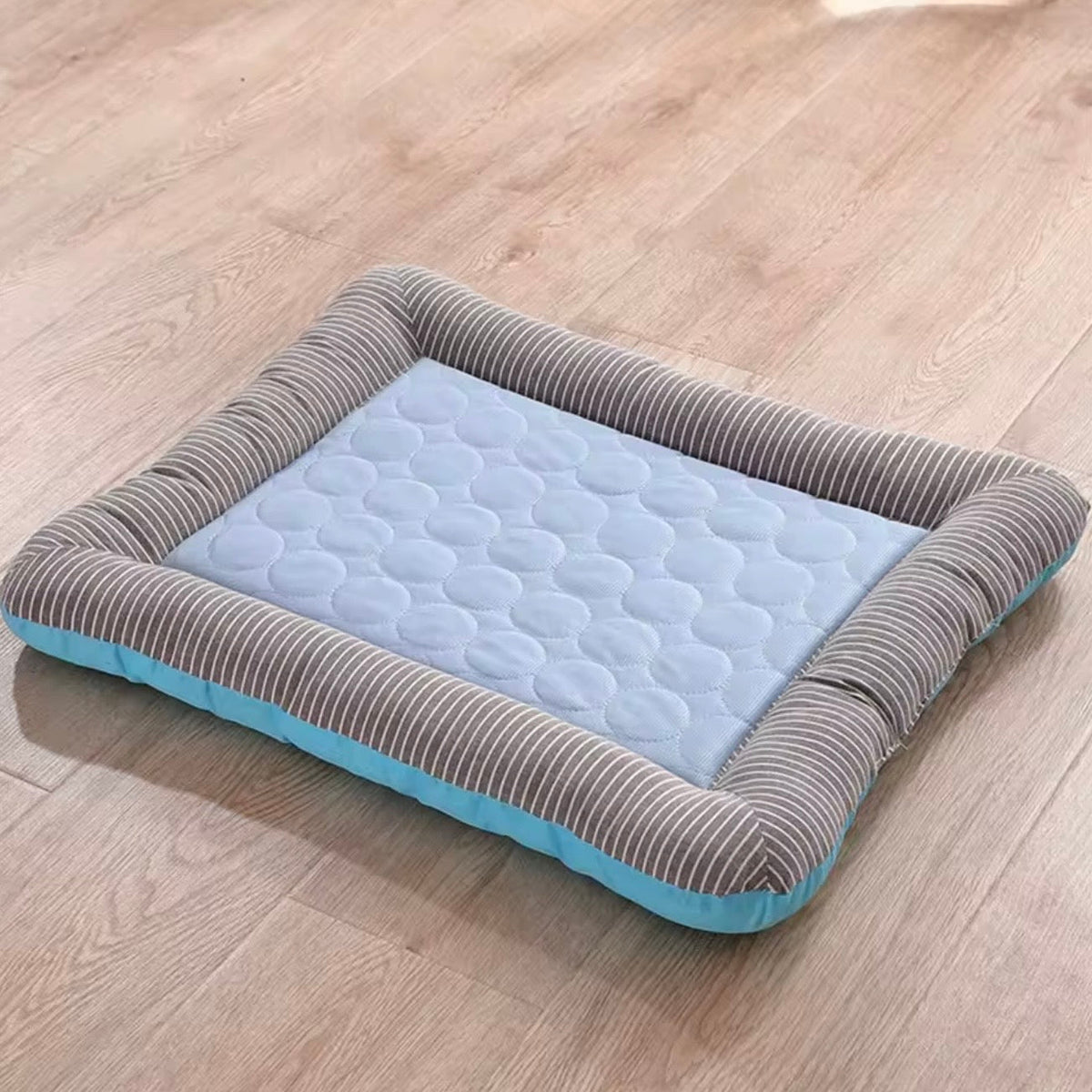 Cooling Dog Mat for Hot Days | Ice Silk, Non-Slip & Washable